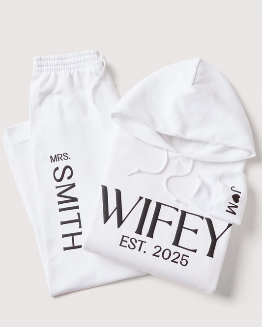 Embossed WIFEY Hoodie & Joggers Set - Contrast