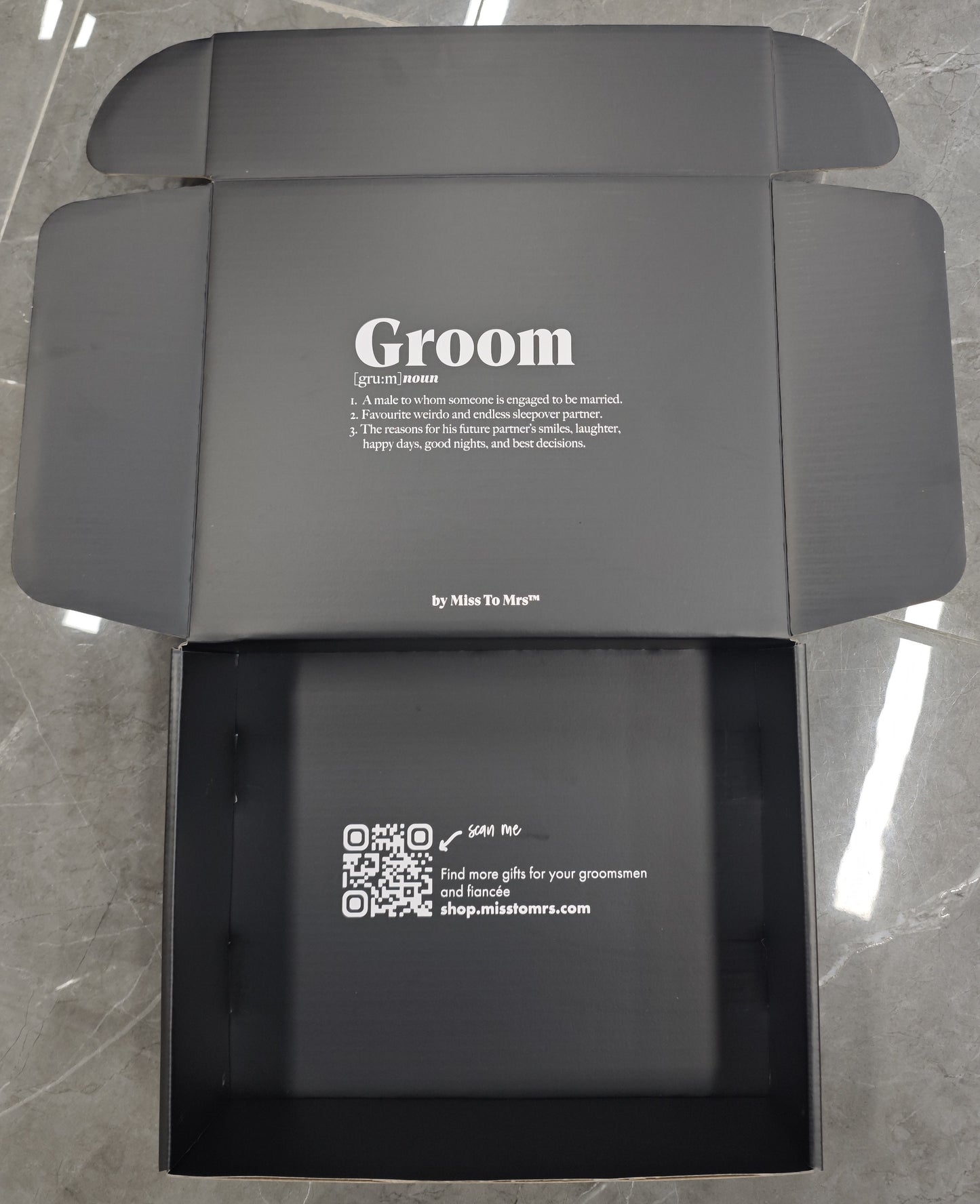 Shipping Box Groom