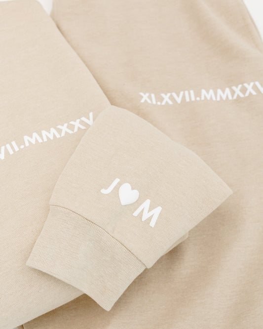Embossed Roman Numerals Sweatshirt & Joggers Set - Contrast