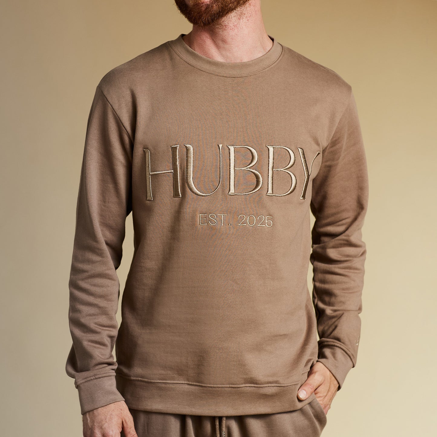Embroidered HUBBY Sweatshirt - Mocha