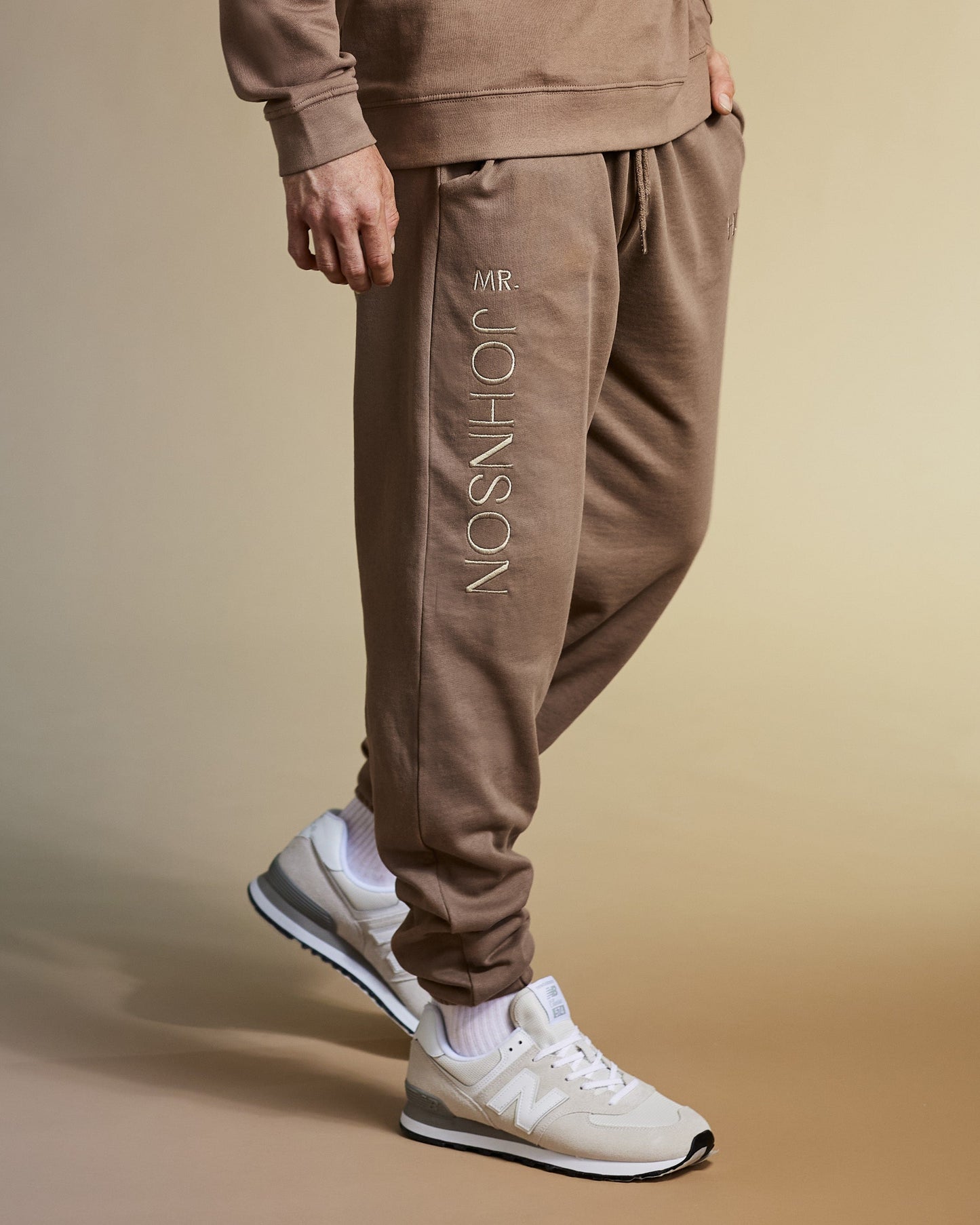 Embroidered HUBBY Joggers - Mocha