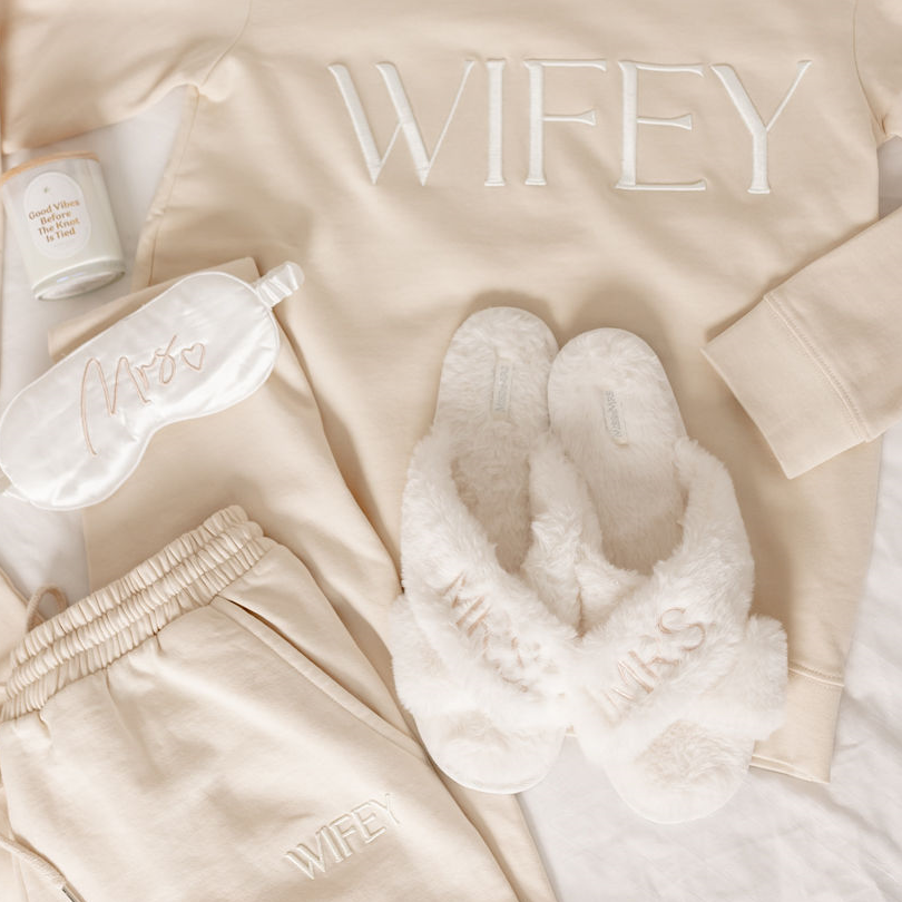 MRS Fluffy Slippers - Ivory