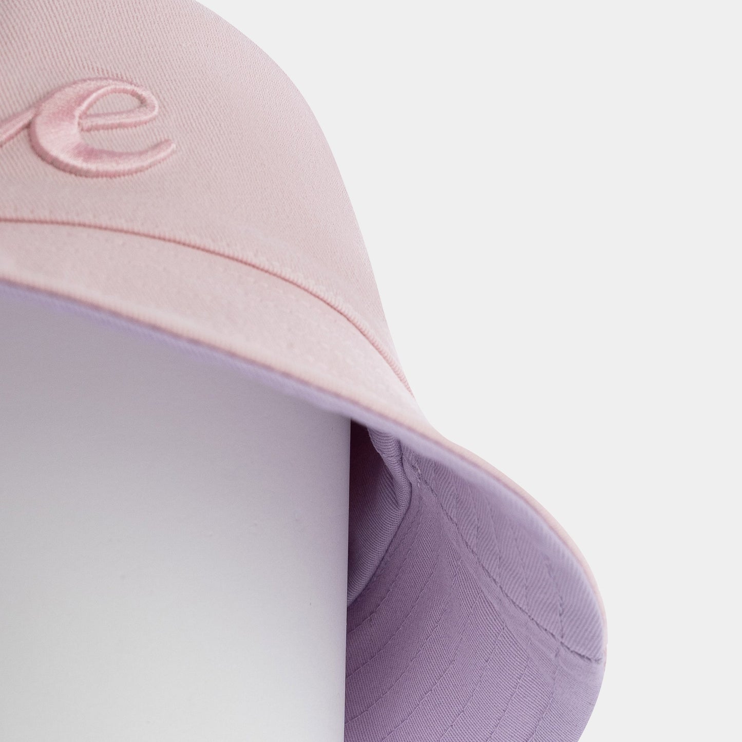 Babe Embroidered Bucket Hat - Pink