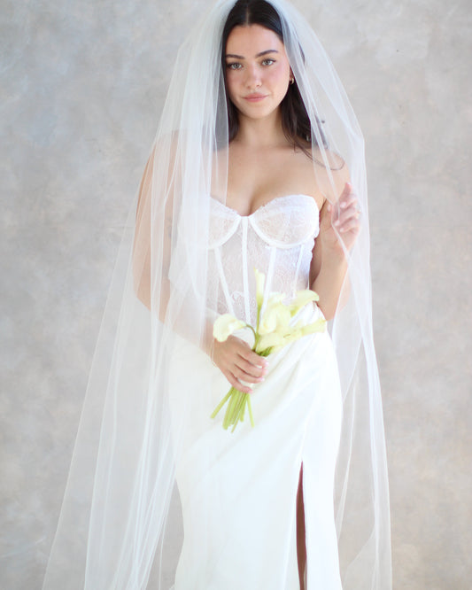 Airy Tulle Veil with Extra Volume