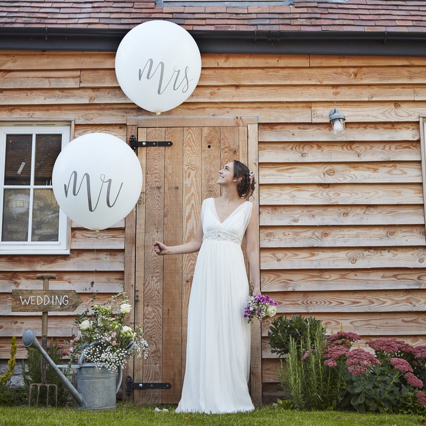 Mr & Mrs Rustic Country Balloons
